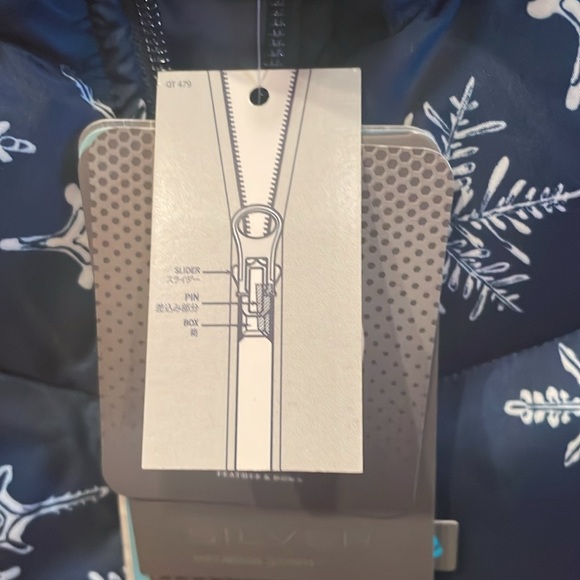 Hyper Dry water Resistant Down by Lands’End Snowflake Sleeveless Vest Jacket - Picture 7 of 13